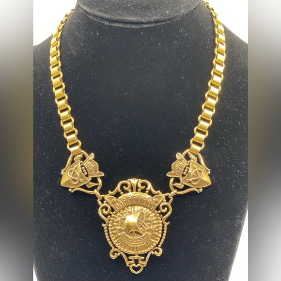 Coro RARE Matte Gold Tone Amulet Necklace Choker Bib Ornate Nautical Vintage - Picture 1 of 10